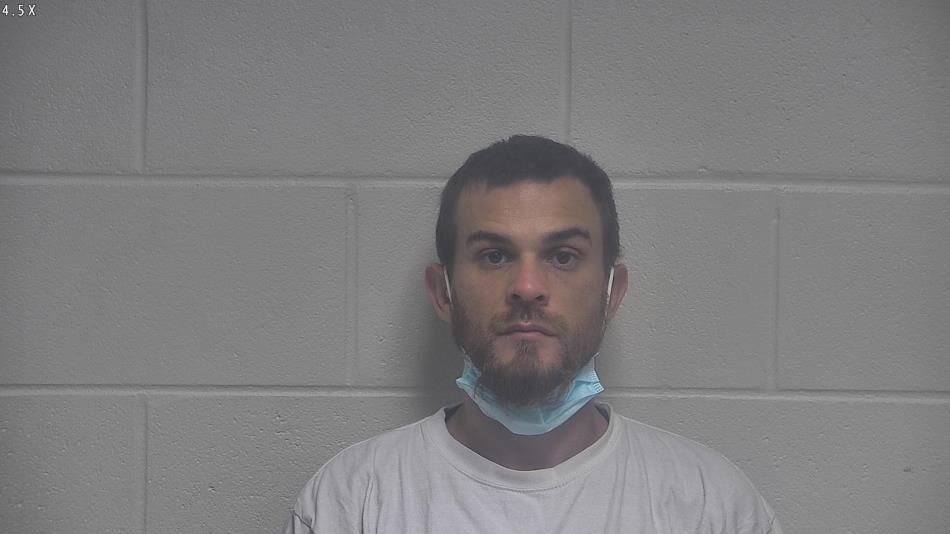 Jeffersonville man affiliated with 'Boogaloo Bois' milita group sentenced for threatening officers